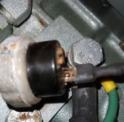 Oil Pressure Shutdown Switch Top